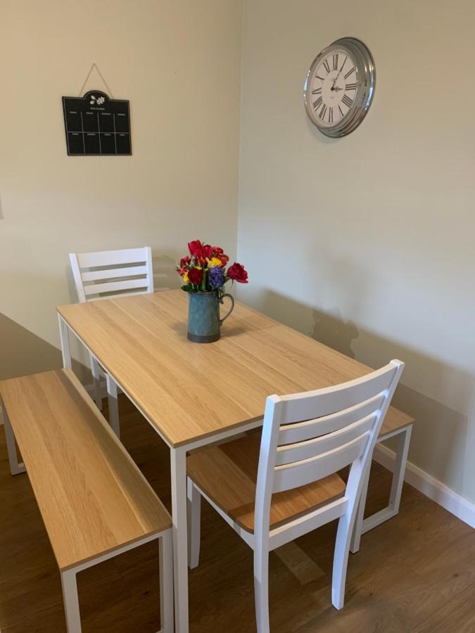 פורטרי Relaxing 3-Bedroom Home מראה חיצוני תמונה