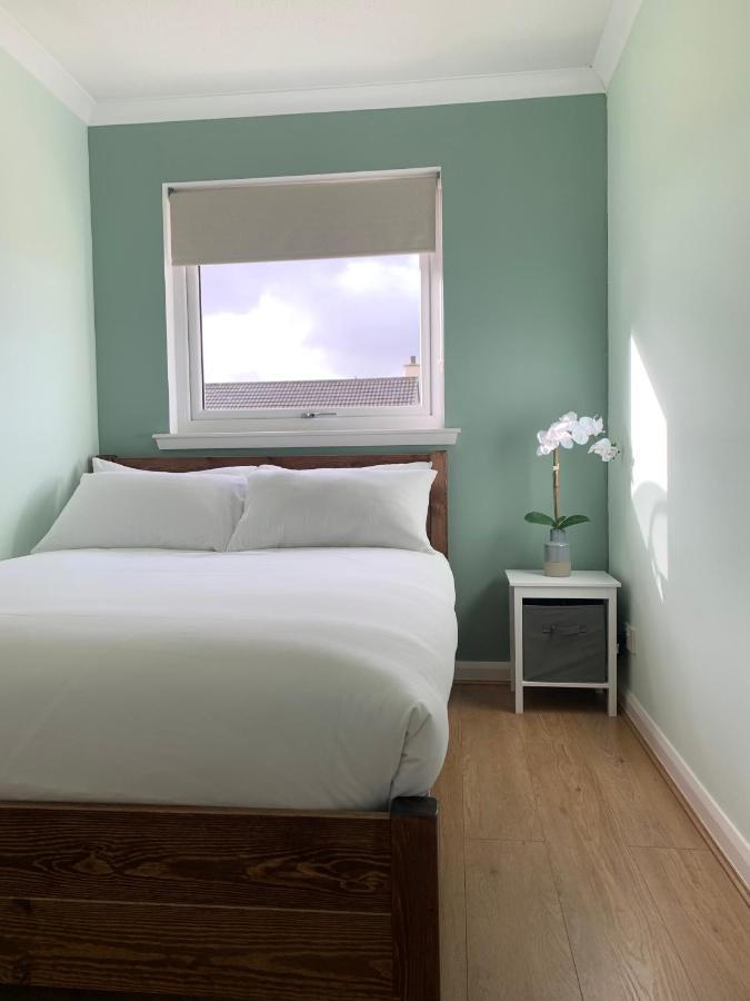 פורטרי Relaxing 3-Bedroom Home מראה חיצוני תמונה